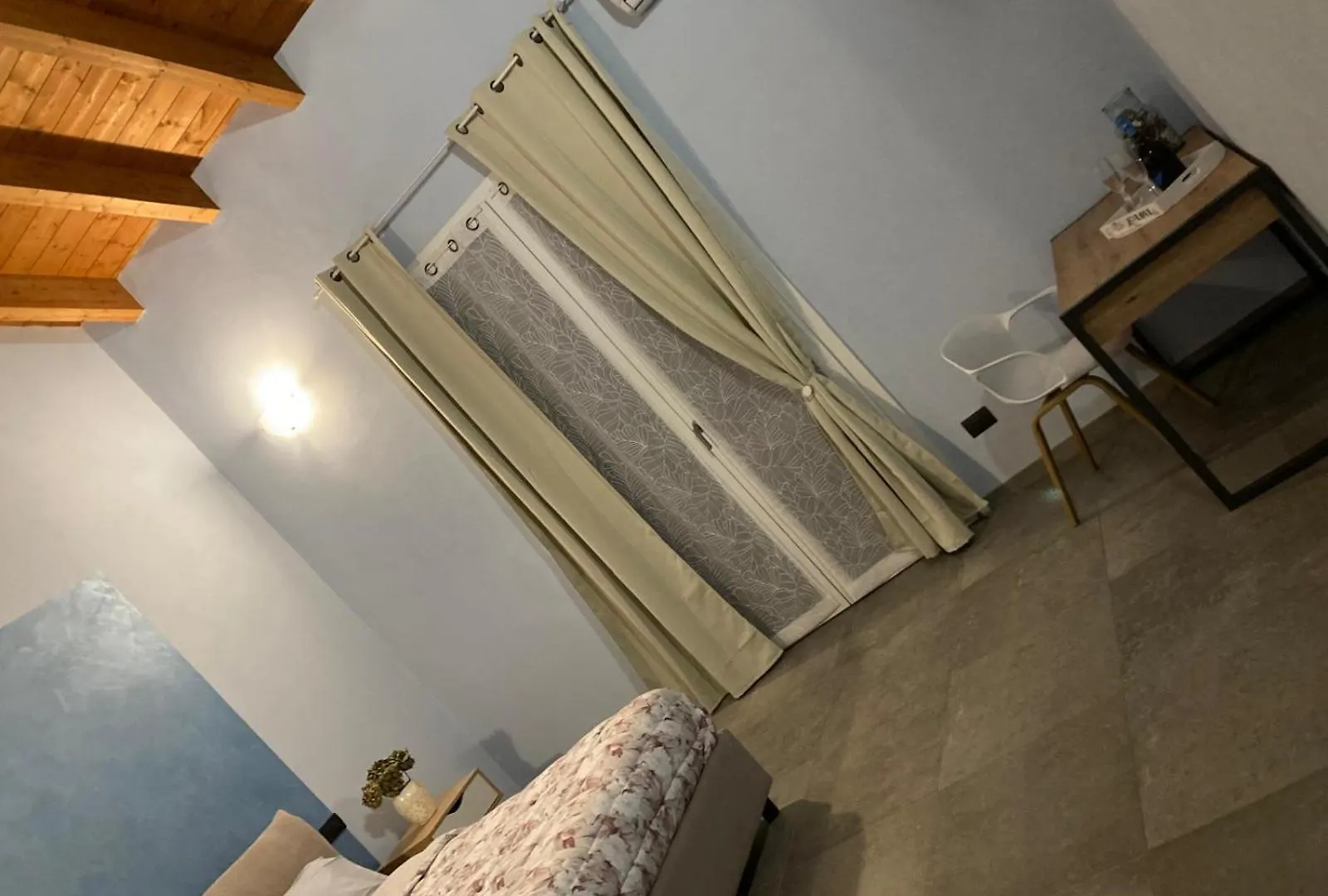 Poggio Del Poeta Bed & Breakfast Osmate
