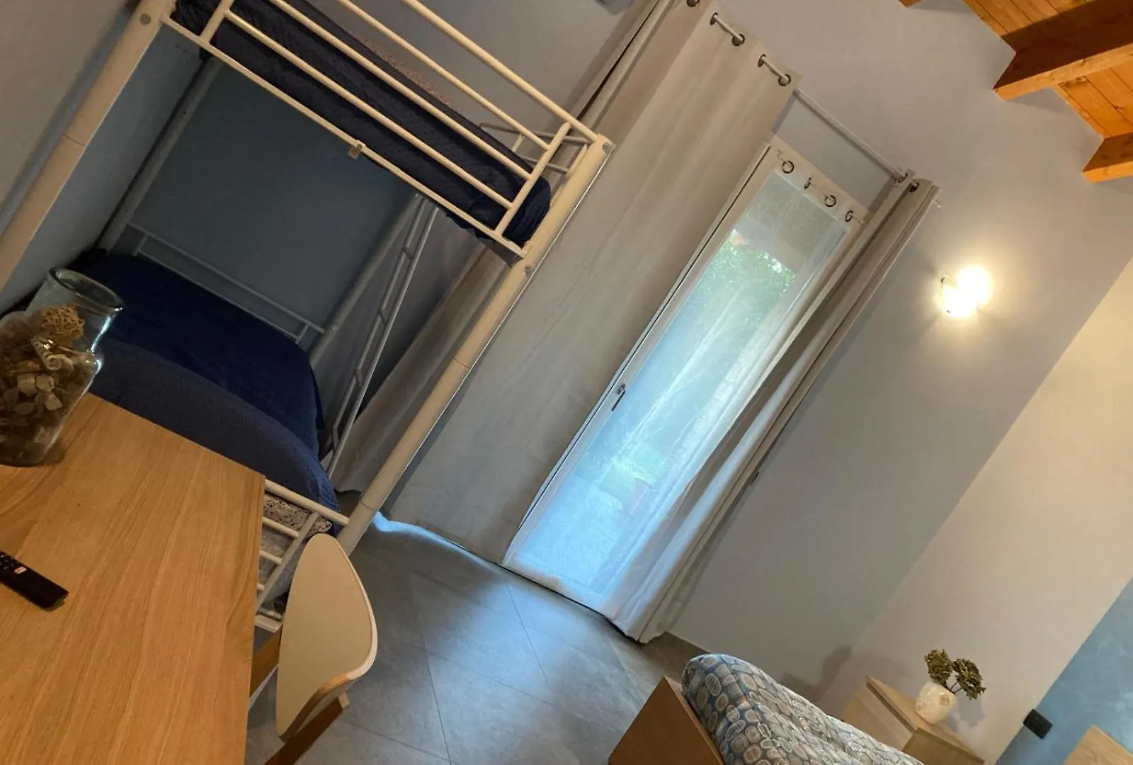 Poggio Del Poeta Bed & Breakfast Osmate Italy